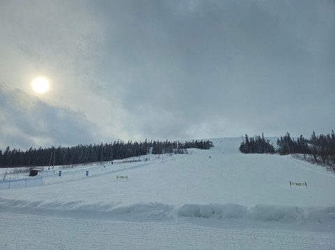 Fjatervalen-Sarna必去景点