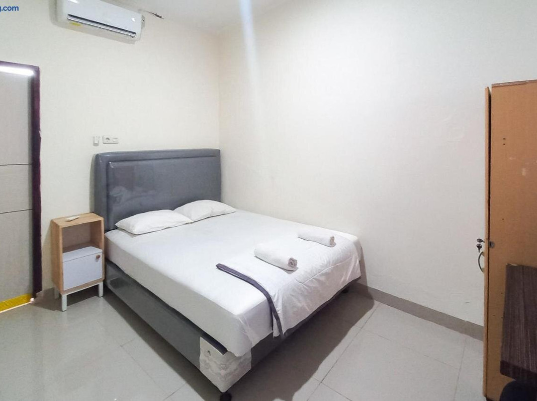 D Cost 19 Syariah Mitra RedDoorz