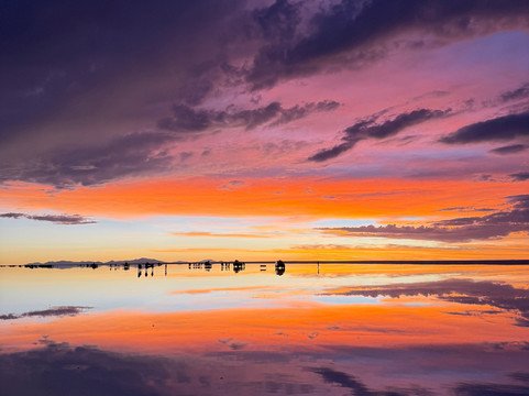 SALARMANTA TOURS-乌尤尼必去景点