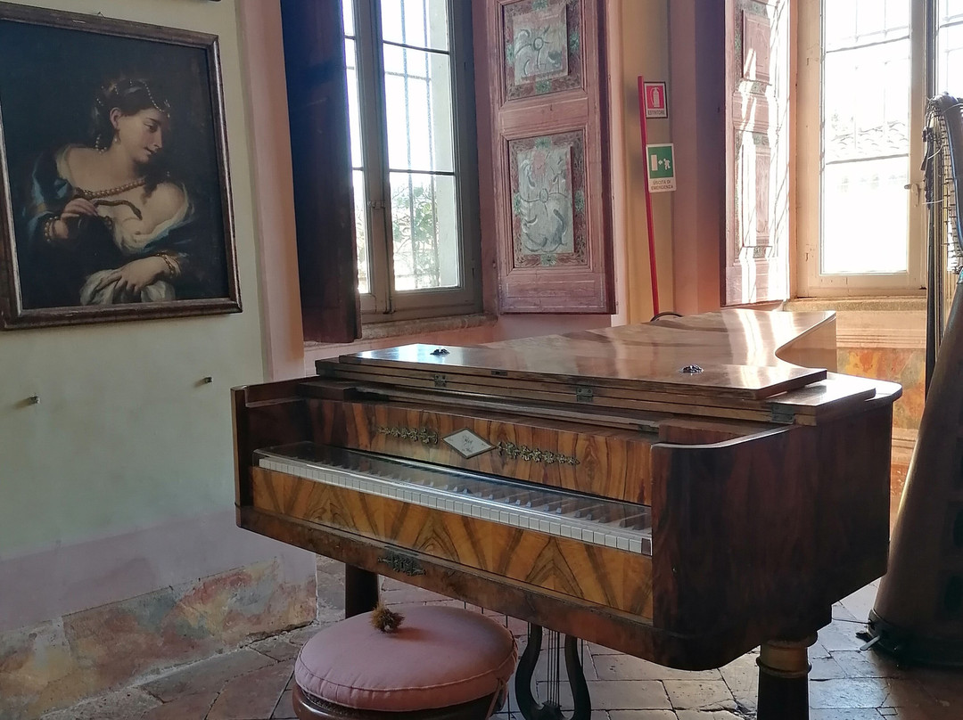 Villa della Porta Bozzolo-Casalzuigno必去景点