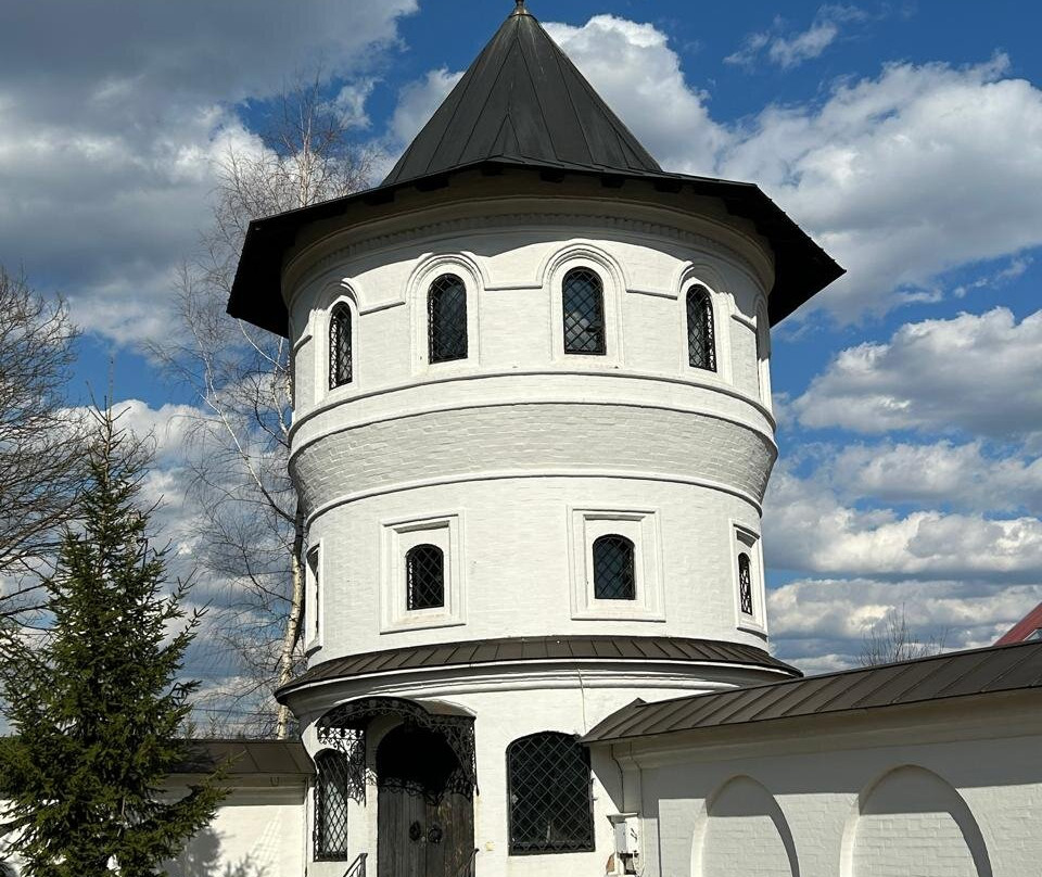 Temple of the Lord's Entrance to Jerusalem-Vereya必去景点