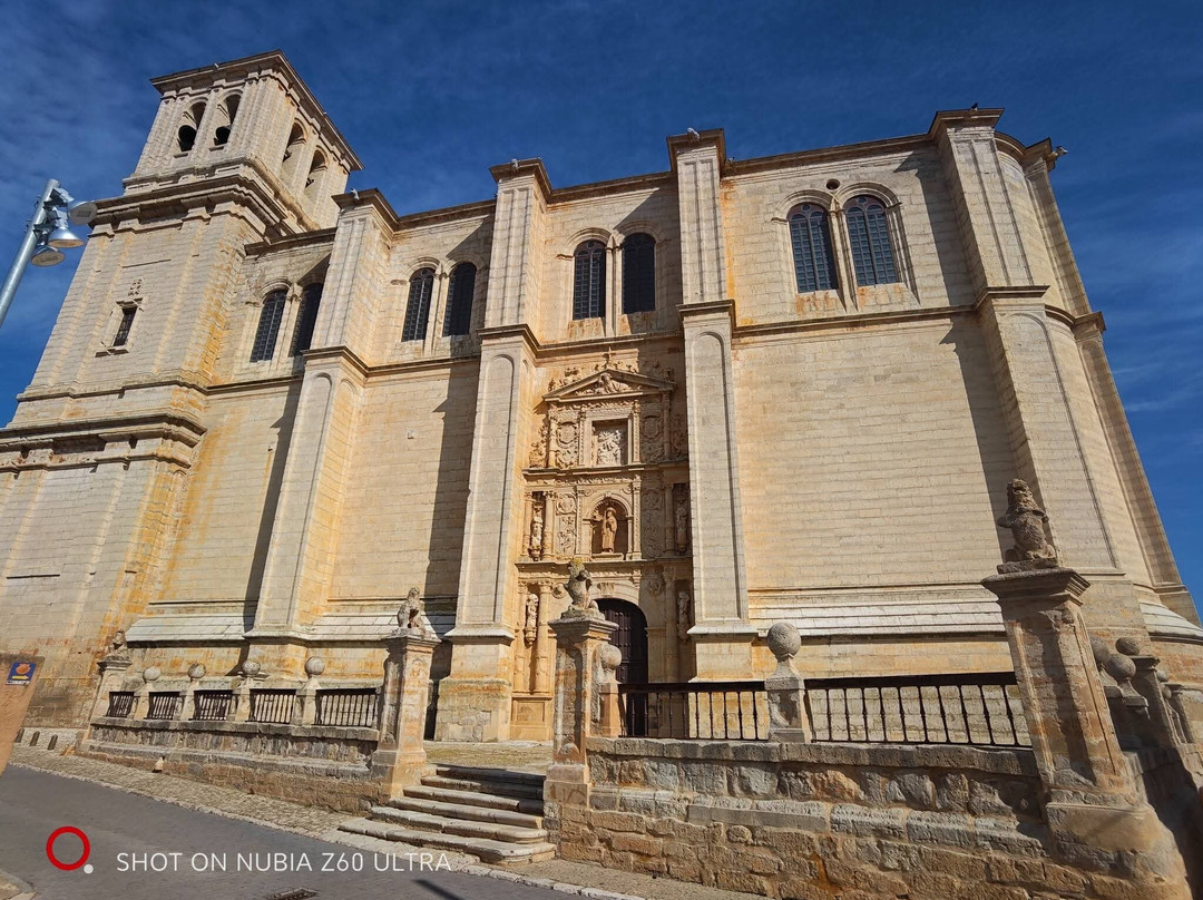 Iglesia de Santiago de Los Caballeros-Medina de Rioseco必去景点