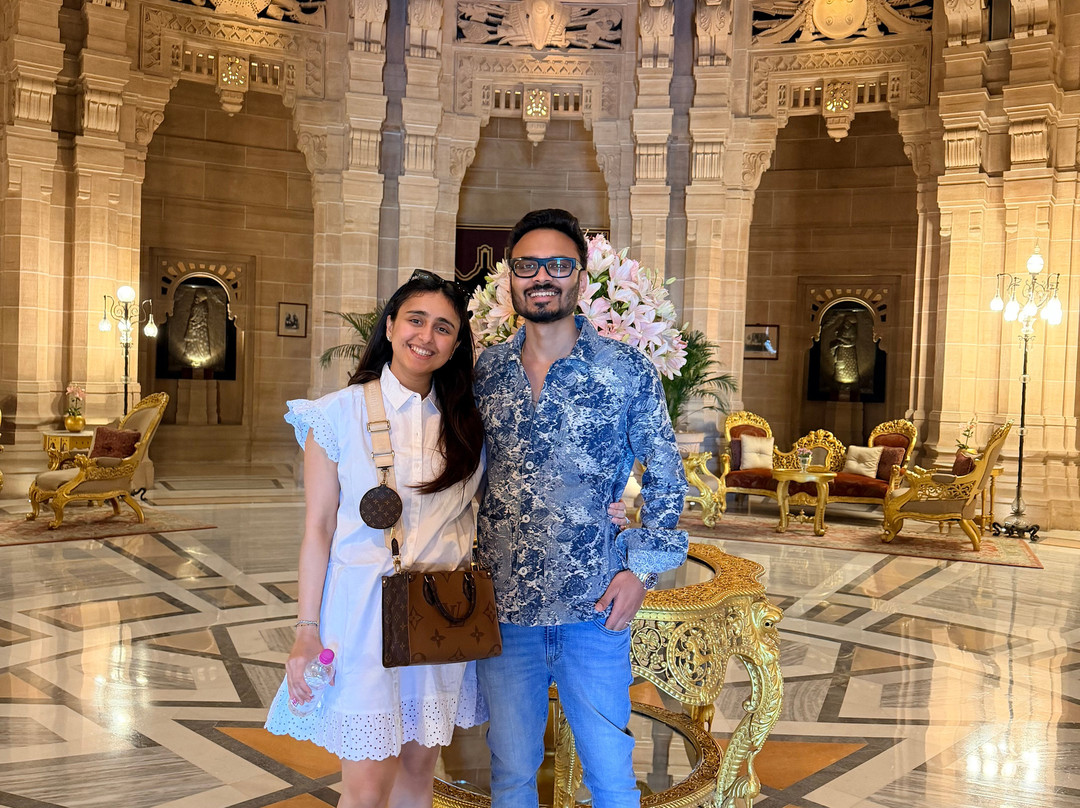 乌麦德巴哈湾皇宫酒店主图