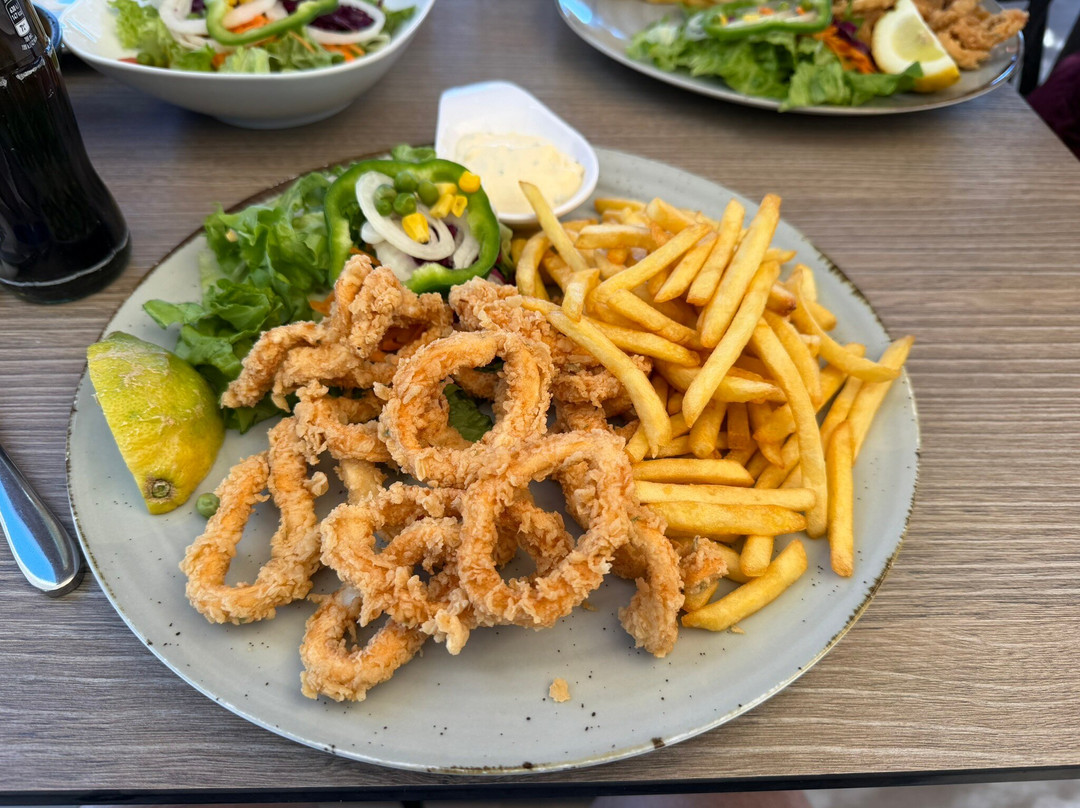 塞勒玛海滩村酒店主图