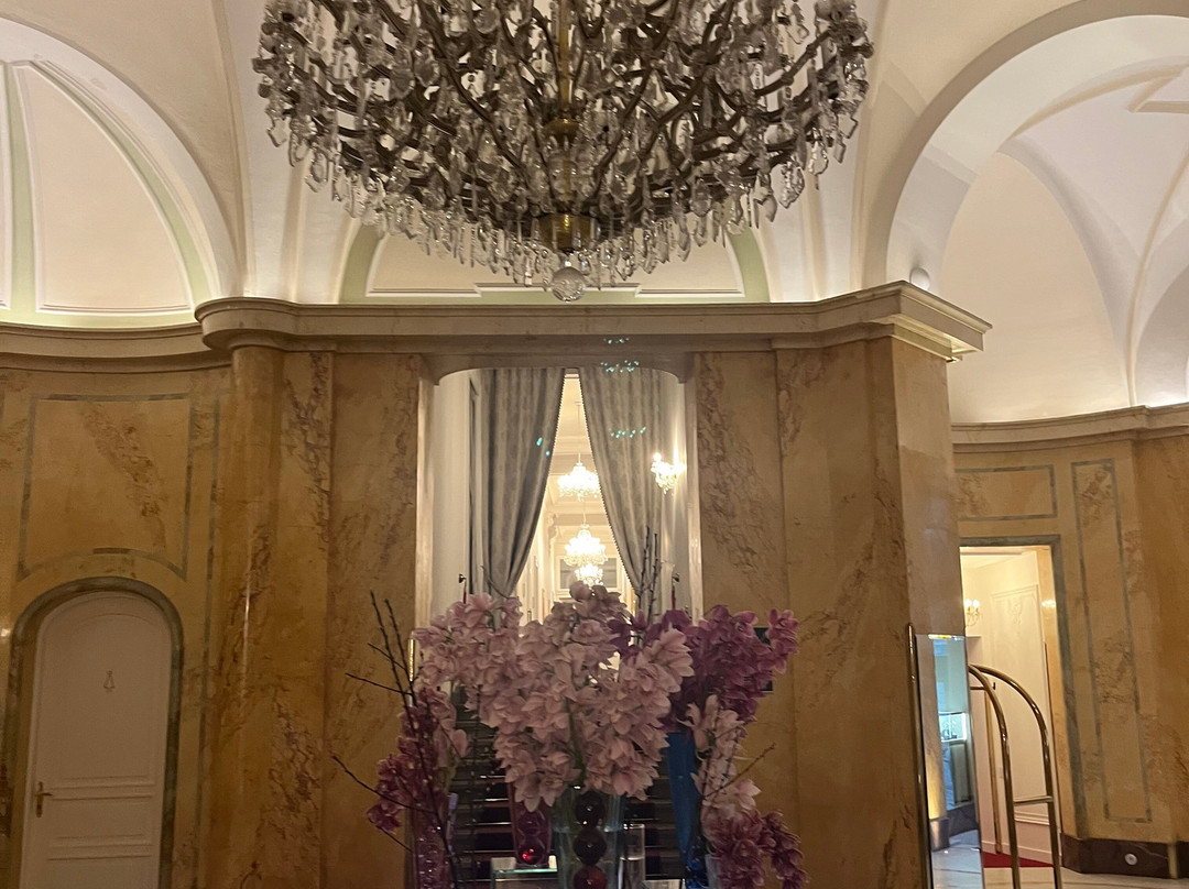 普普大酒店主图