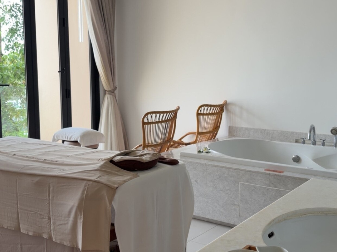 Shine Spa Phuket-攀瓦角必去景点