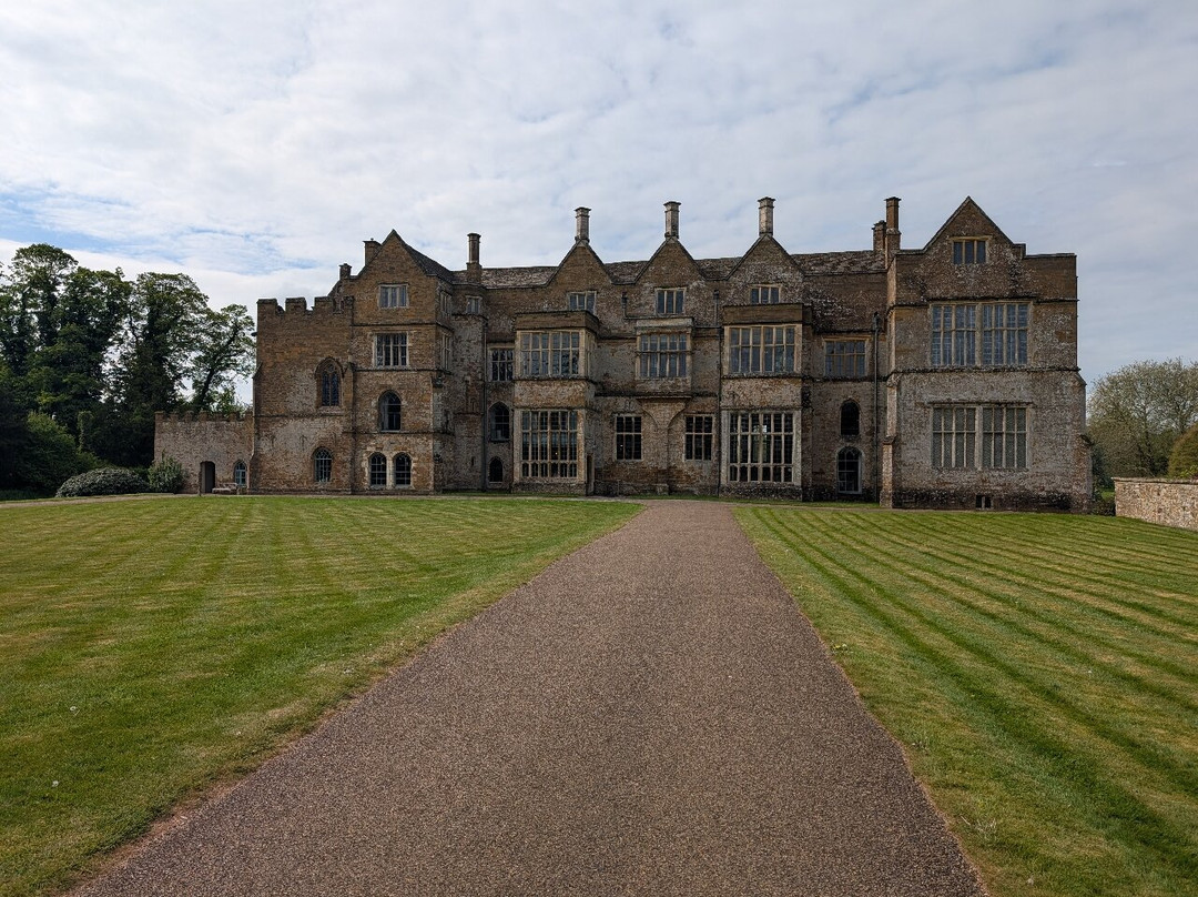 Broughton Castle-班伯里必去景点