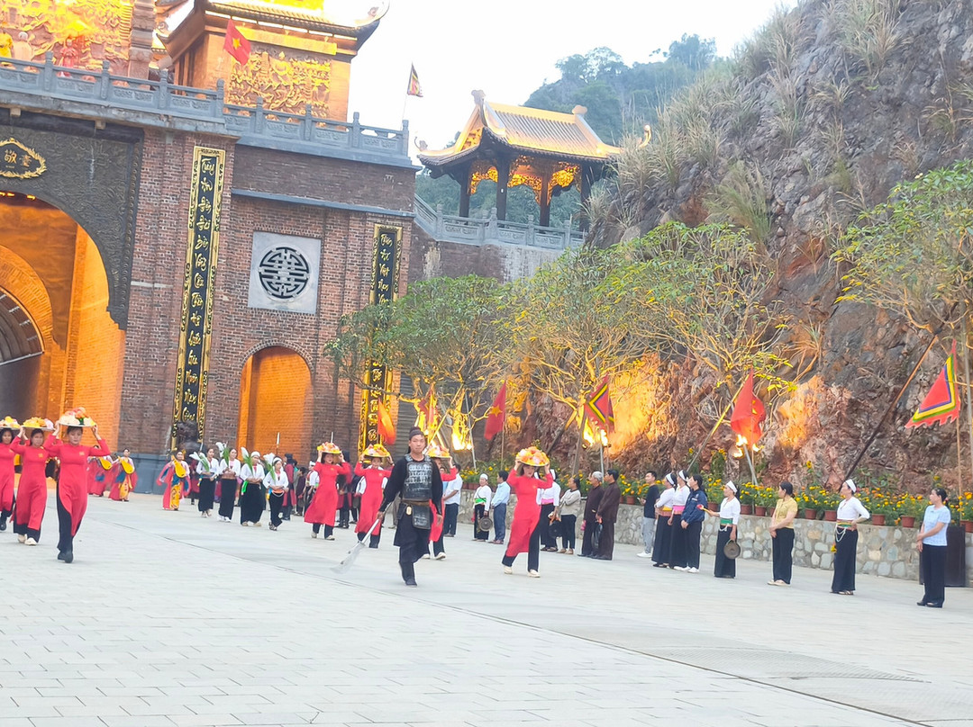 Thung Ui - Ui Valley-Gia Vien必去景点