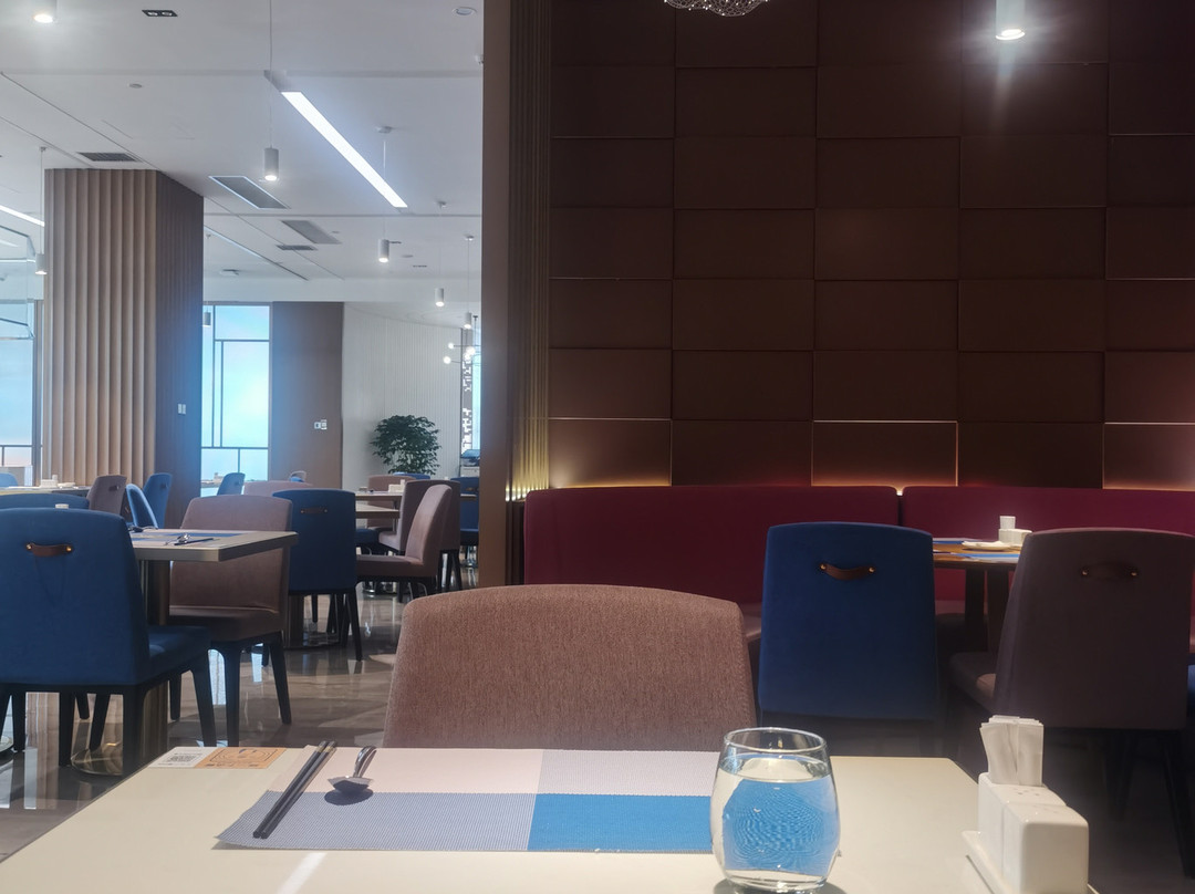 广州白云机场诺富特酒店主图