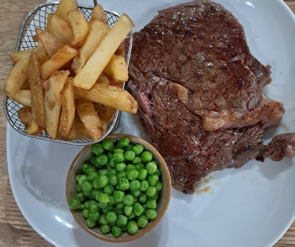 Globe Inn, Wardle