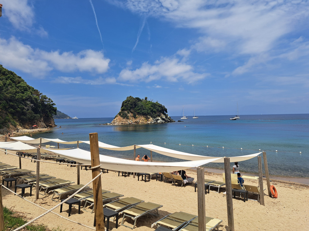 Spiaggia della Paolina-Procchio必去景点