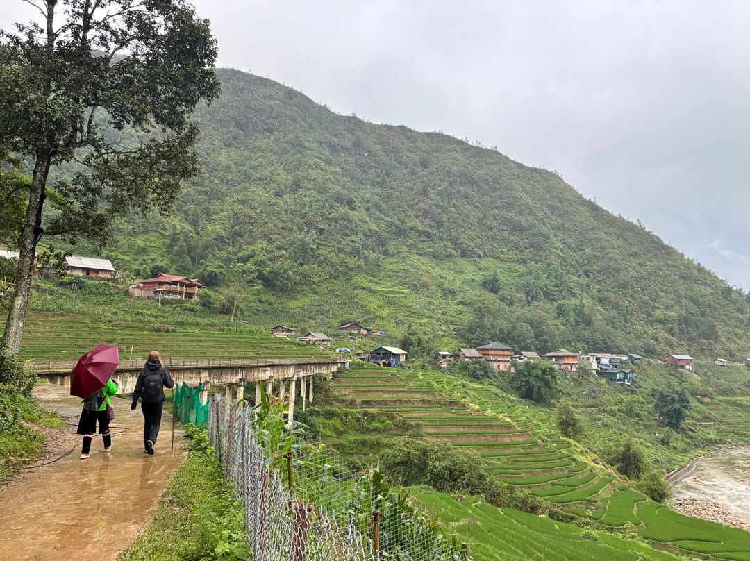 Giàng Su Homestay And Trekking