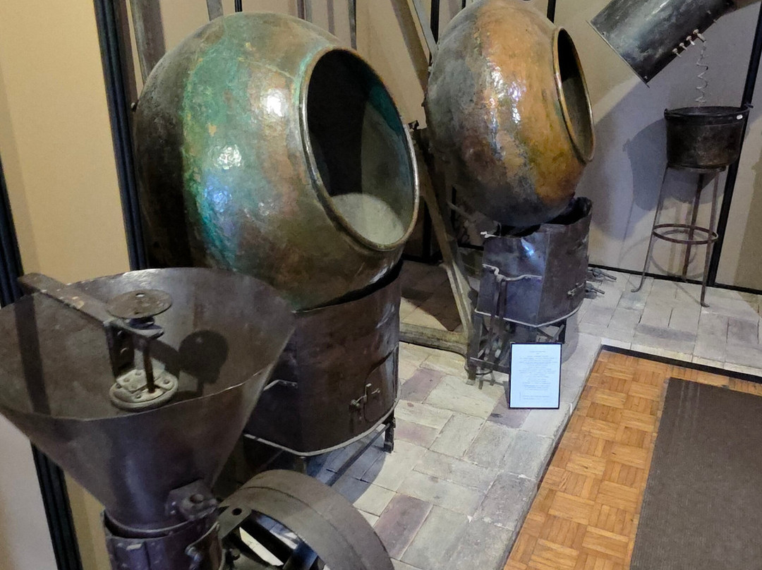 Confetti Pelino Museum-苏尔莫纳必去景点