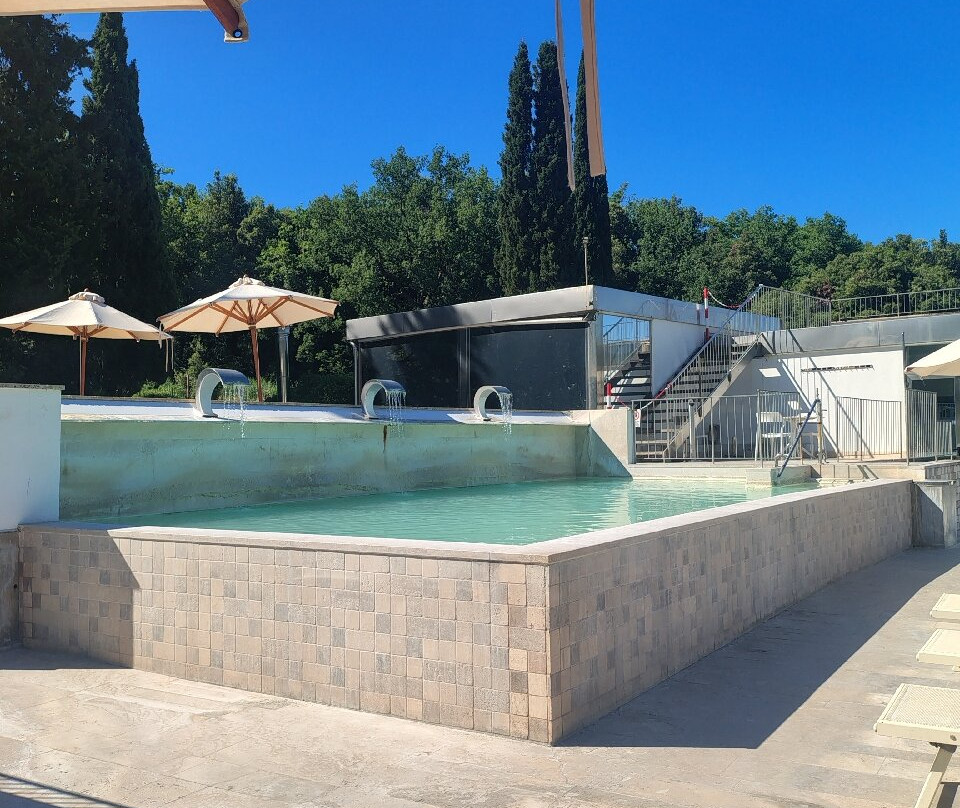 Terme di Petriolo-Monticiano必去景点