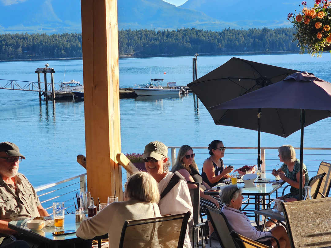 Thatch Pub, Ford's Cove, Hornby Island