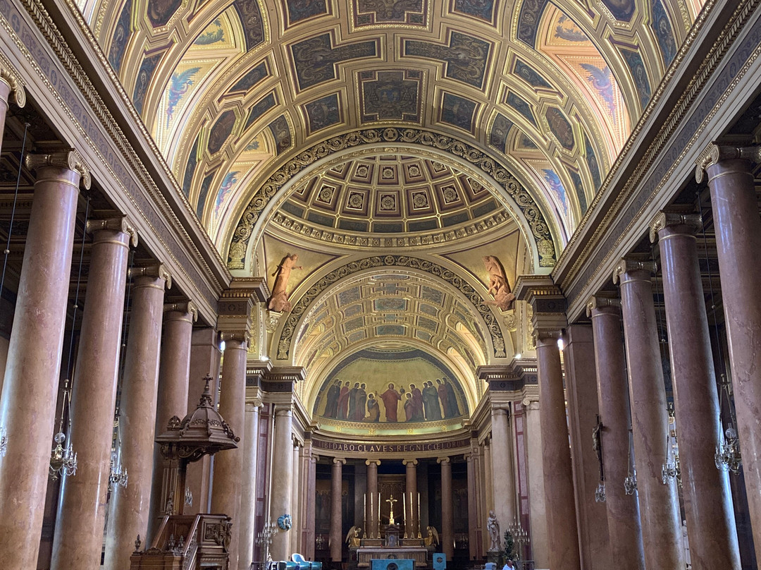 Cathedrale Saint-Pierre-雷恩必去景点