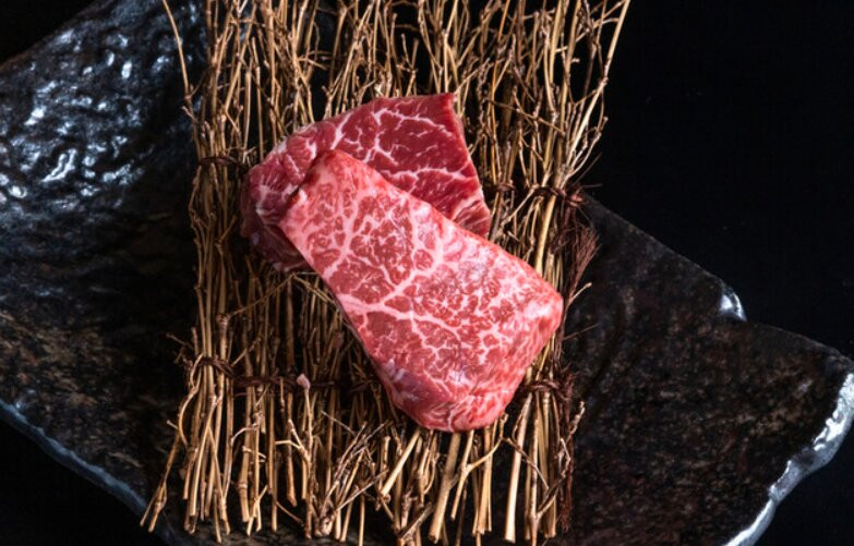 沖縄ステーキ＆焼肉 Sinn