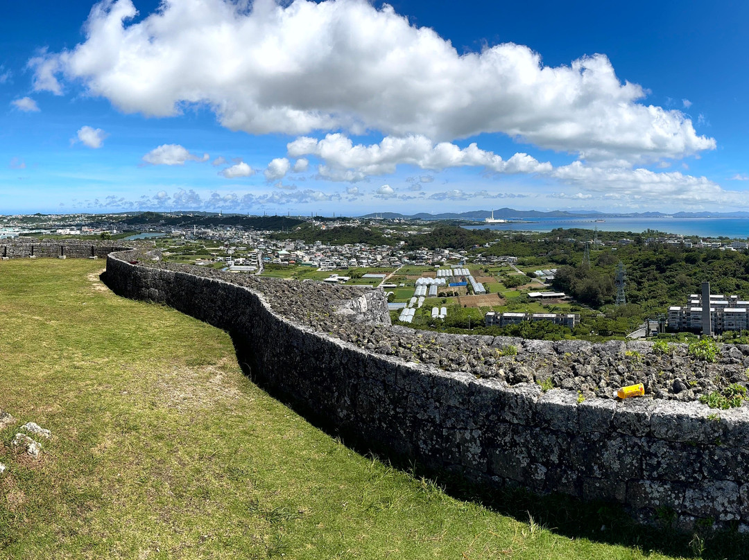 Katsuren Castle Ruins-宇流麻市必去景点