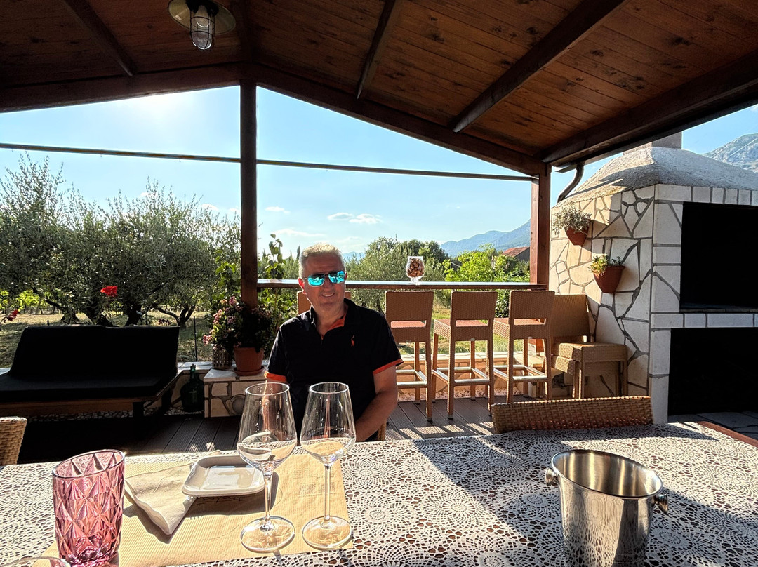 Winery Bratos-Gruda必去景点