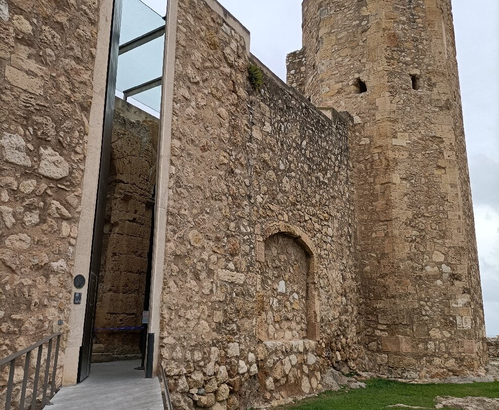 Torre De Las Monjas-塔拉戈纳必去景点