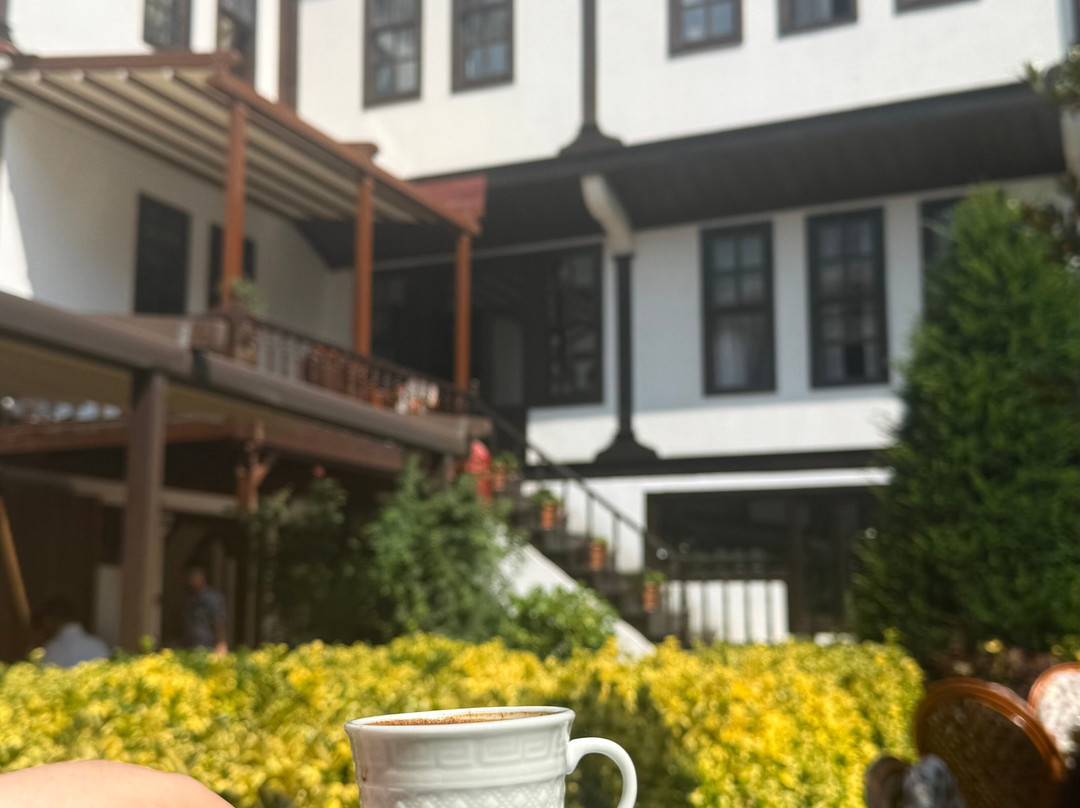 乌鲁汗旅馆主图