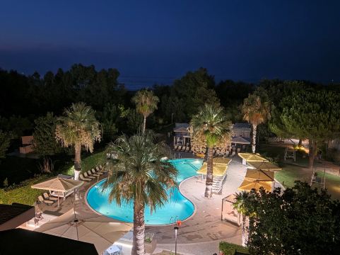 阿克拉酒店-旅行者