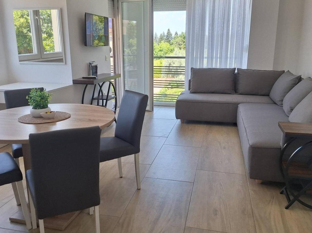 Apartments Lakeside Elesec