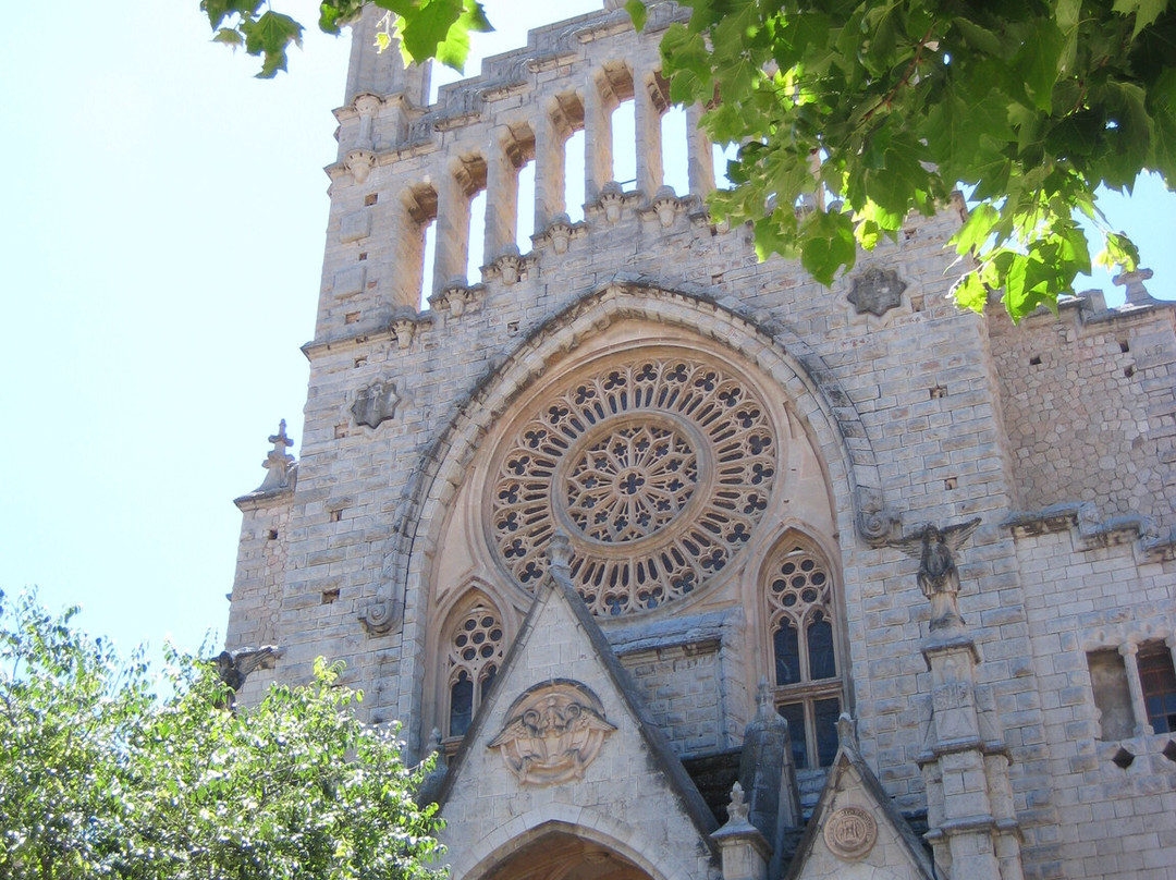 Església de Sant Bartomeu-索耶尔必去景点