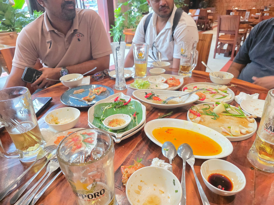 Gạch Gạch Restaurant