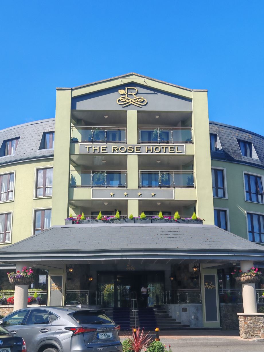 菲尔斯包恩特酒店-旅行者