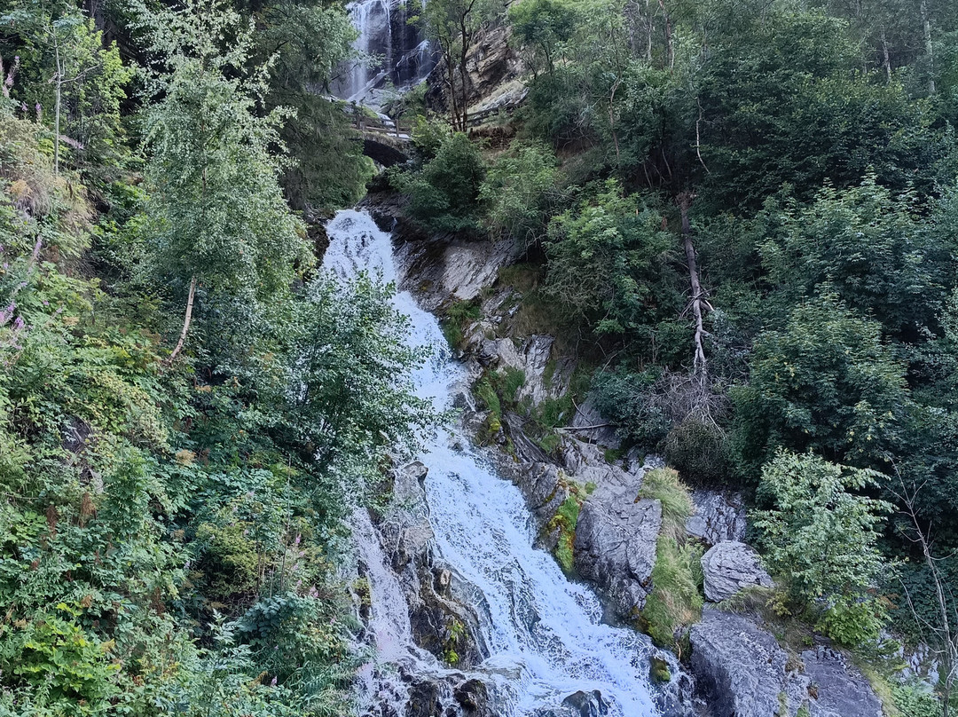 Cascade of Lenteney-La Salle必去景点