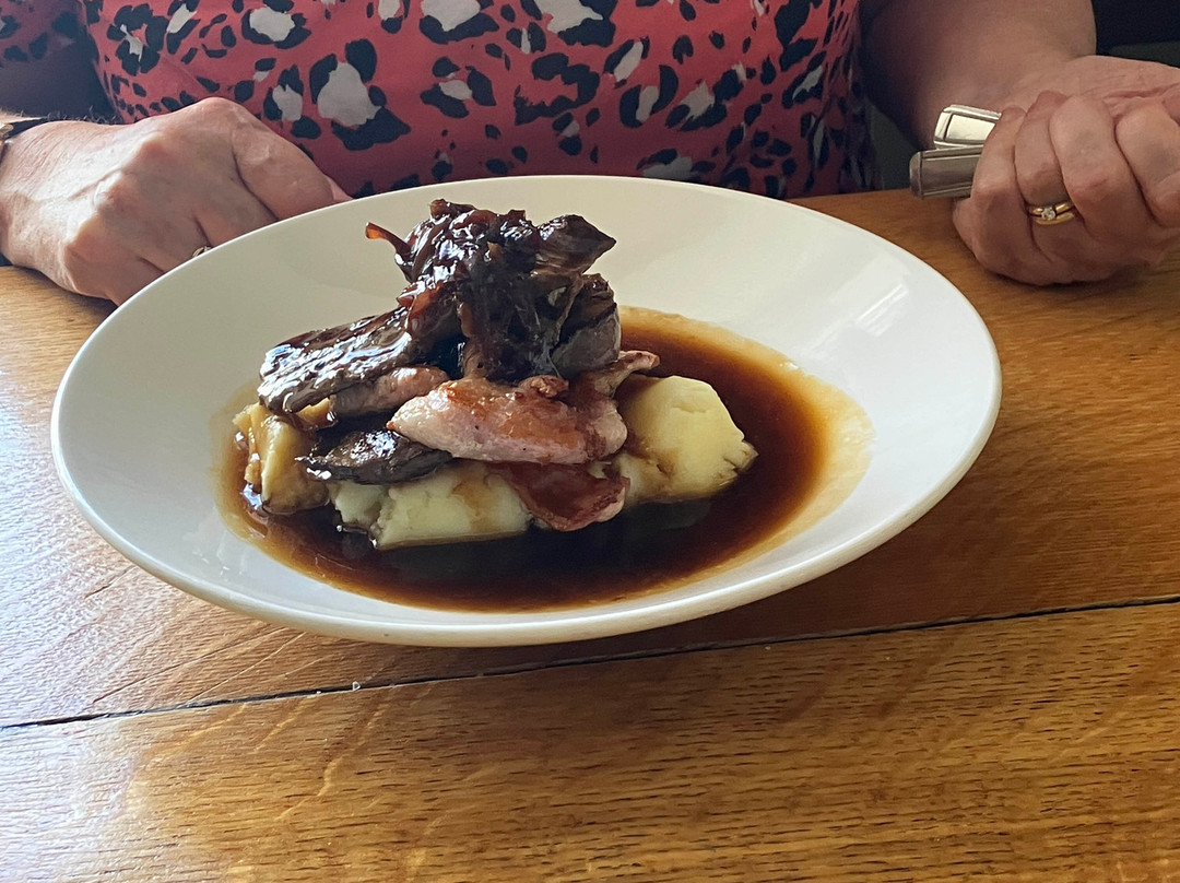 Cowper's Oak Pub-Weston Underwood必去景点