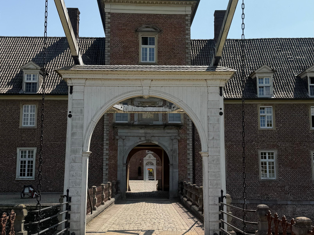 Wasserburg Anholt-Isselburg必去景点