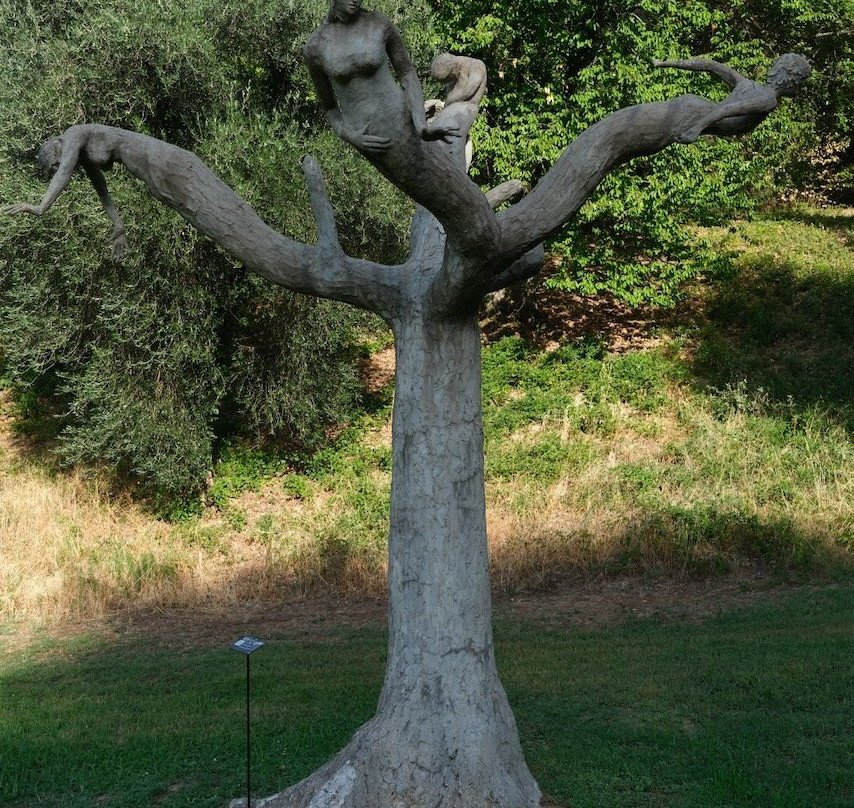 Il giardino di Daniel Spoerri-Seggiano必去景点