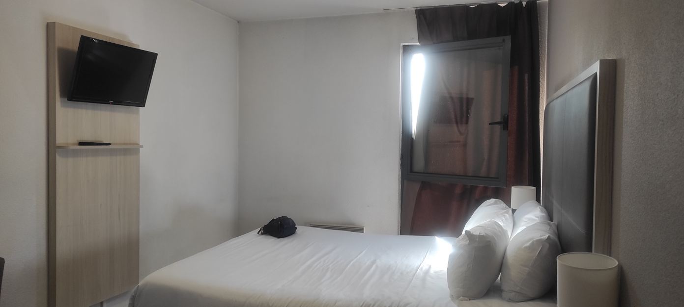 奥尔良贞德公园&套房酒店-旅行者