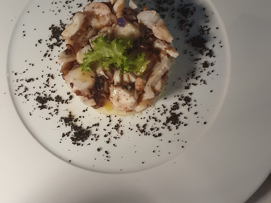 Piazzetta Petrone-维耶斯泰必去景点