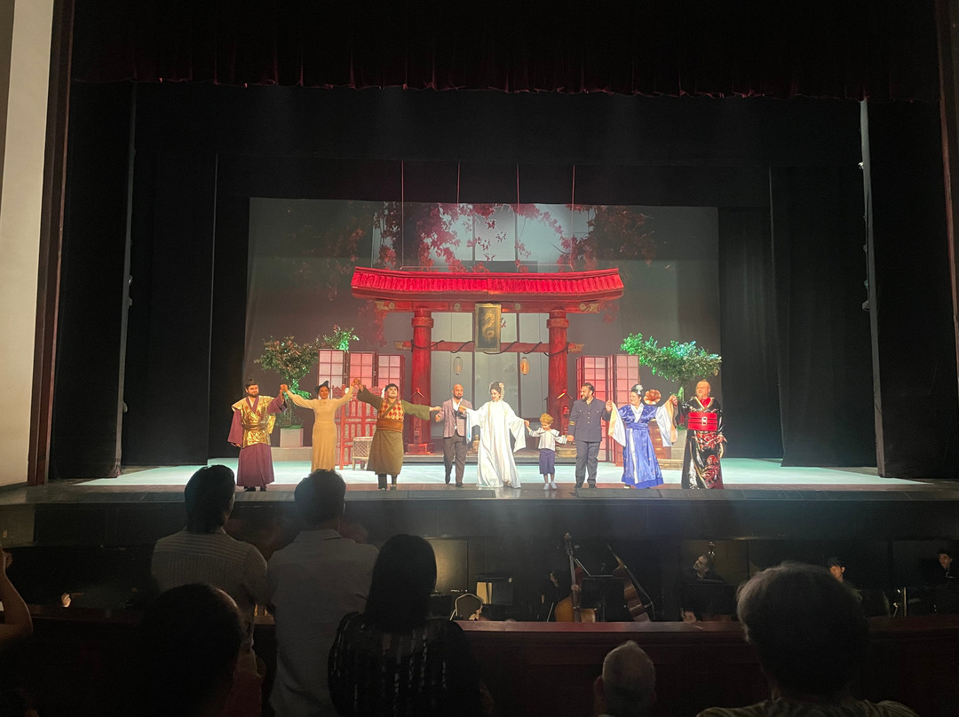 The Armenian National Academic Theater of Opera and Ballet named after Alexander Spendiaryan-埃里温必去景点