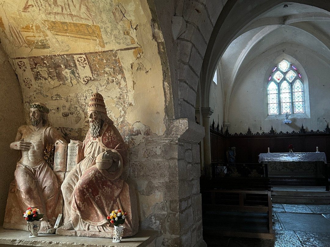 Eglise de la Trinité Courban-Courban必去景点