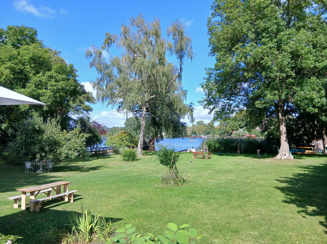 Per See - Kellerbar Mit Seeterasse