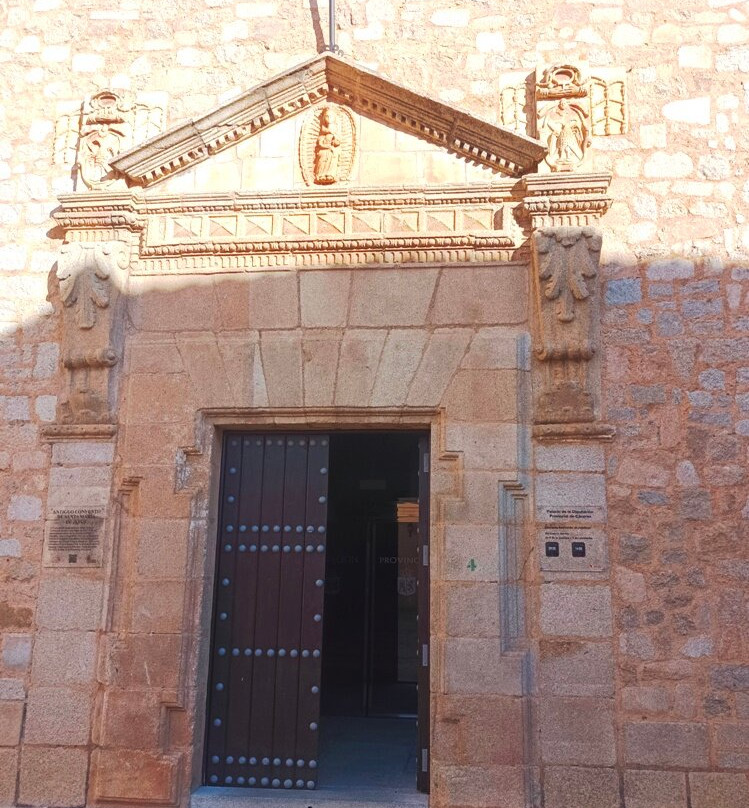 Estatua Ecuestre de Francisco Pizarro-特鲁希略必去景点