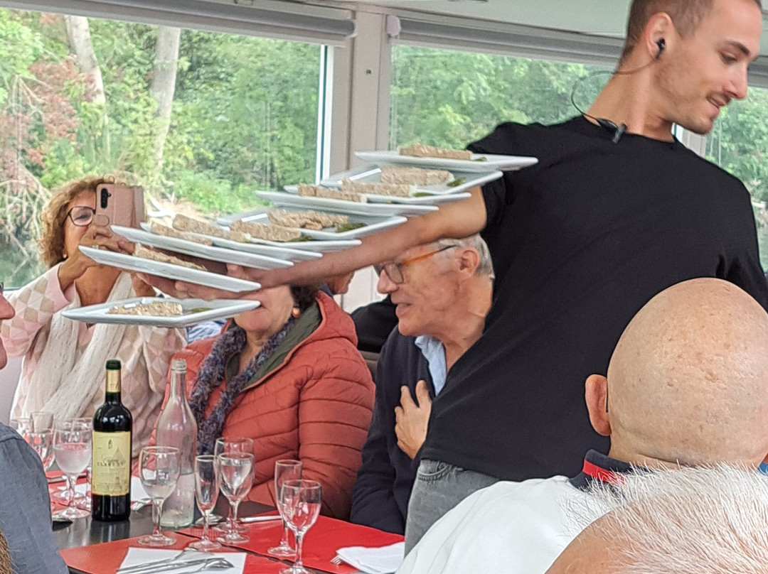 Charente Croisières La Reine Margot-安古兰必去景点