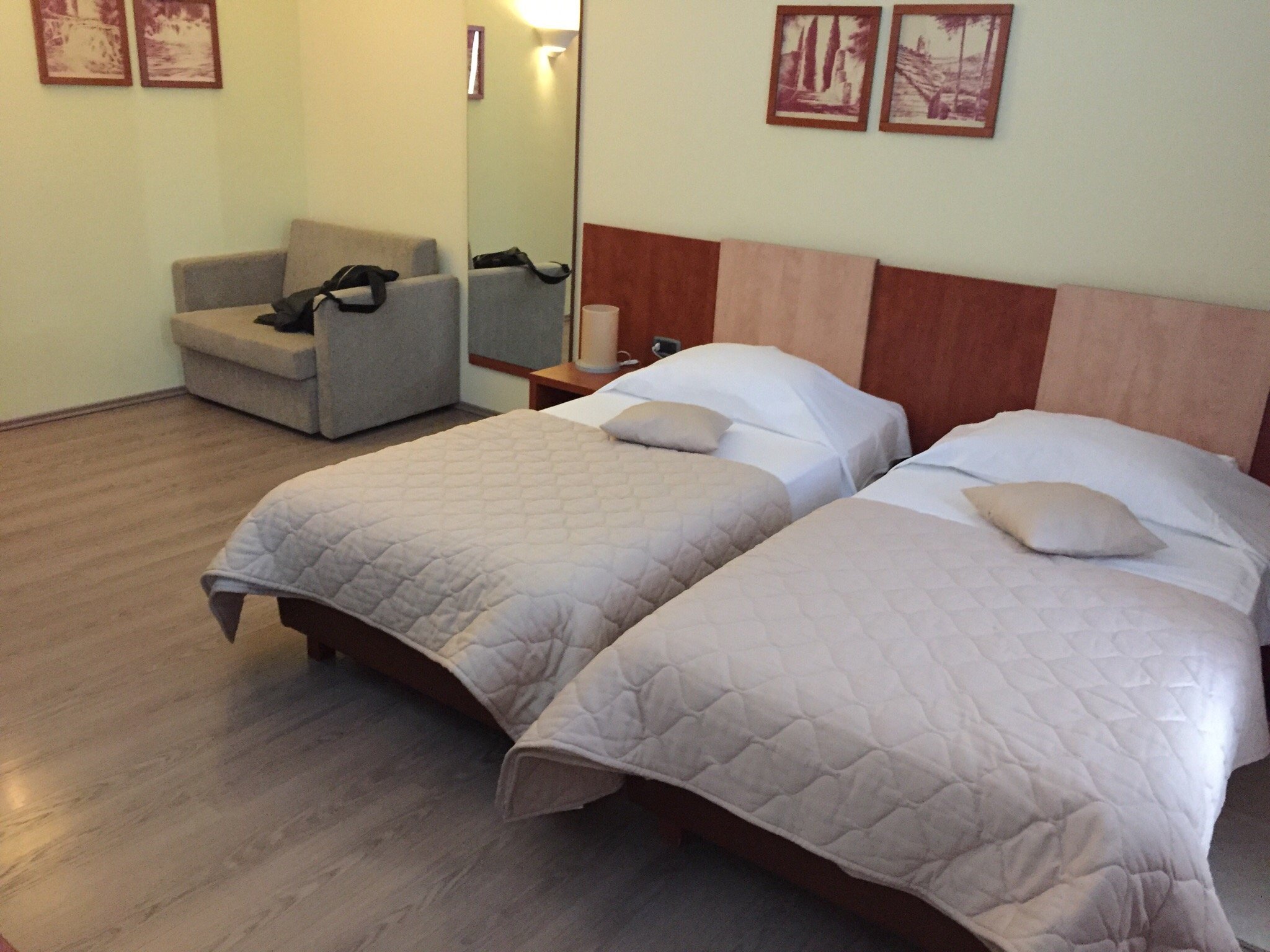 Hotel Mogorjelo-官方