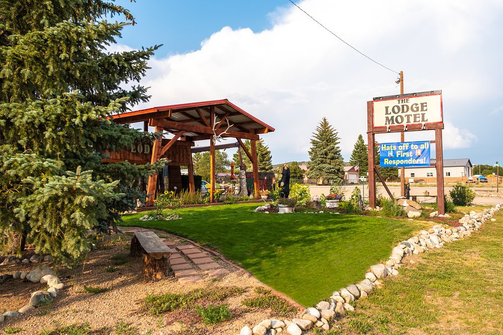 The Lodge Motel-官方