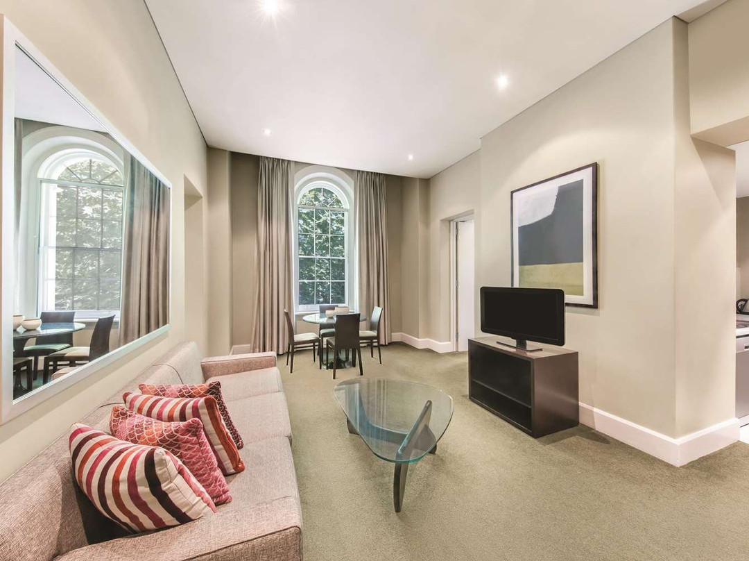 麦迪娜德莱德宝藏大酒店主图