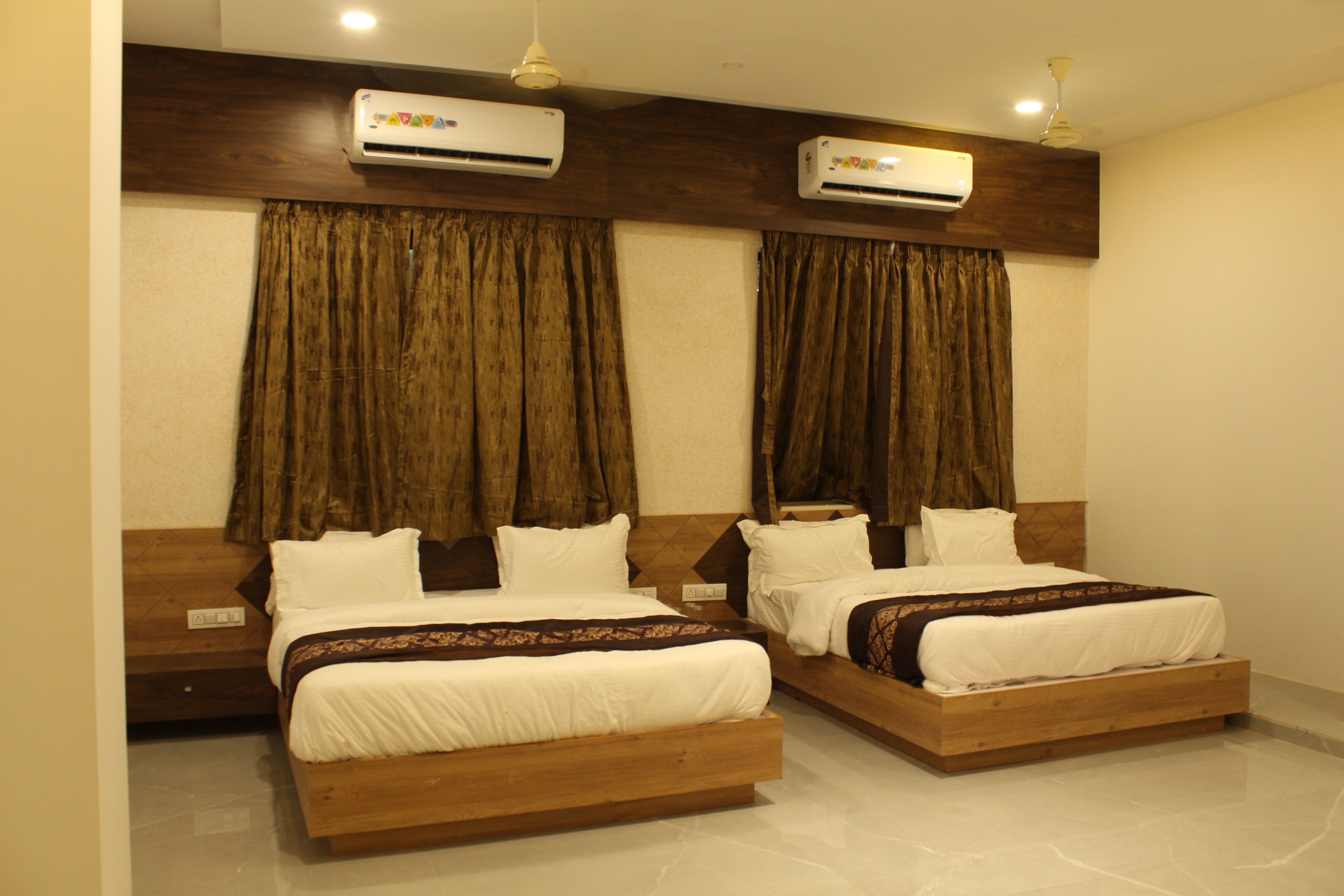 Meridian Hotel & Banquet-官方