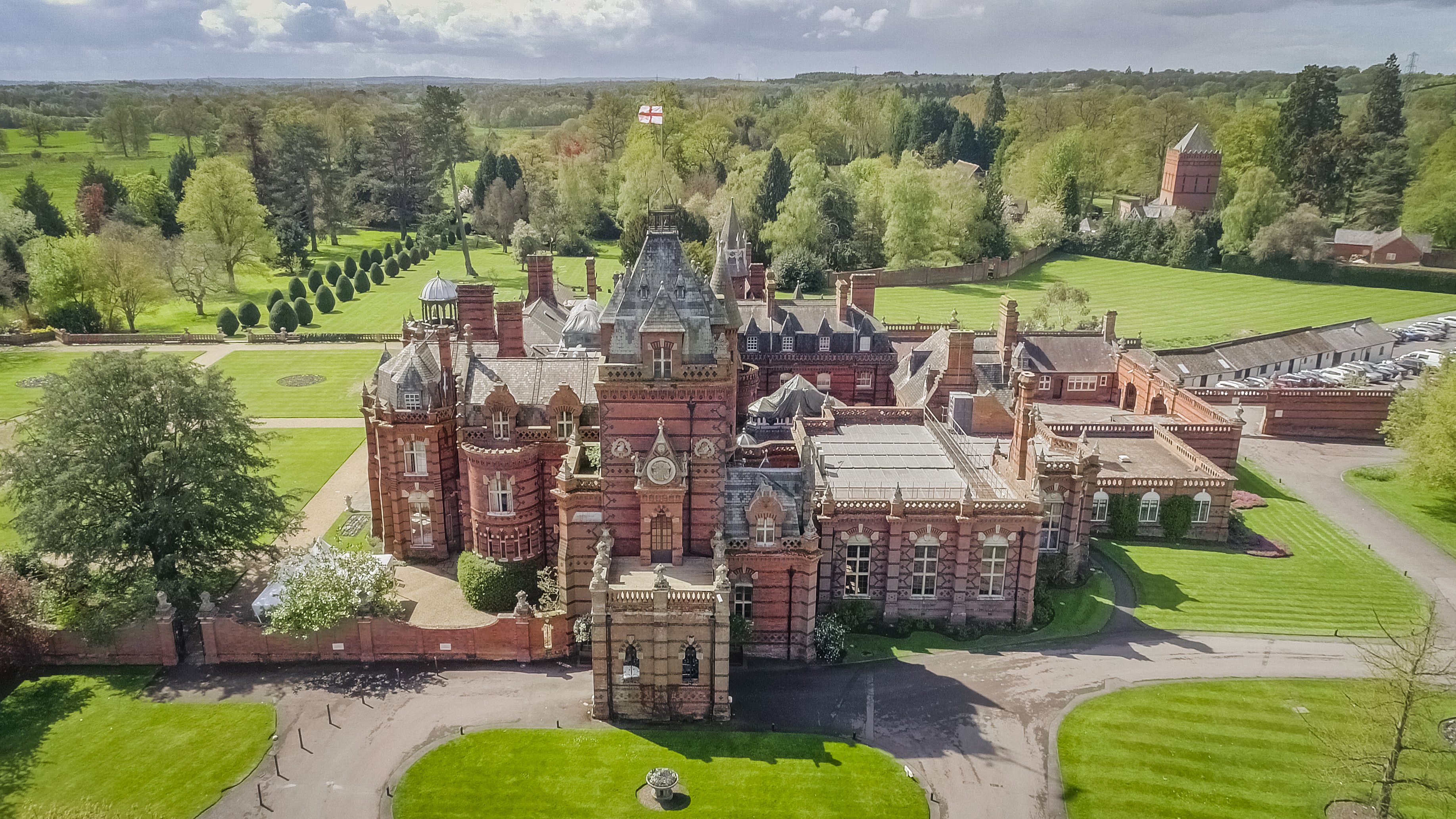 The Elvetham-官方