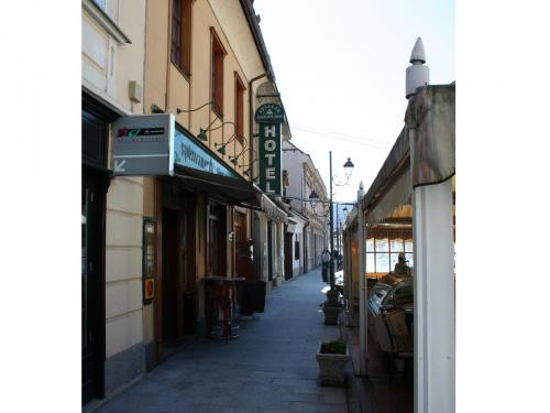Lower Carniola Region酒店住宿-Hotel Splavar