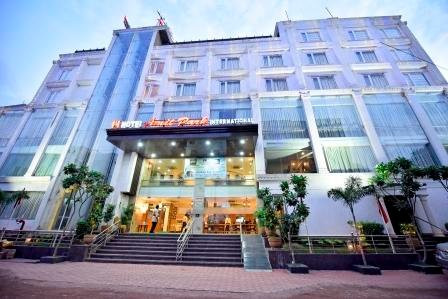 Hotel Amit Park International