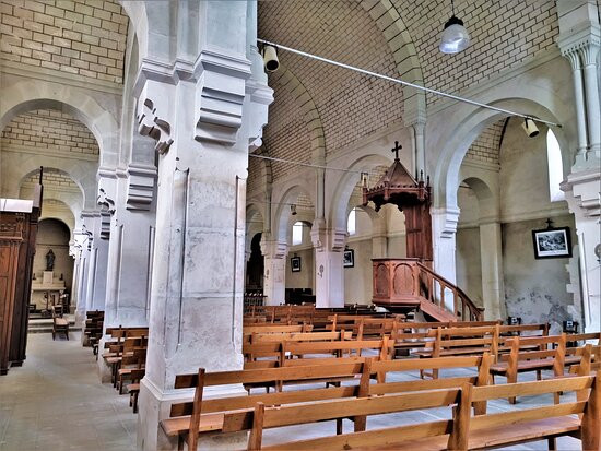 Église Saint-Pierre-Thurageau必去景点