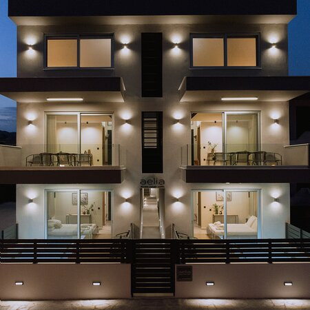 Aelia Seaside Luxury Suites主图